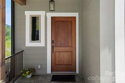128 Chepstow Place, Black Mountain, NC 28711 - Photo 2