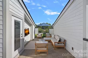 1725 Wesley Grn Wy, Charlotte, NC 28208 - Photo 28