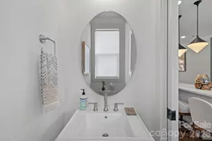 1725 Wesley Grn Wy, Charlotte, NC 28208 - Photo 14