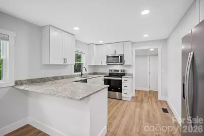 81 Second Street, Canton, NC 28716 - Photo 6