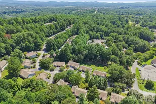651 E Park Pl, Hendersonville, NC 28791 - Photo 40