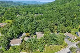 651 E Park Pl, Hendersonville, NC 28791 - Photo 38