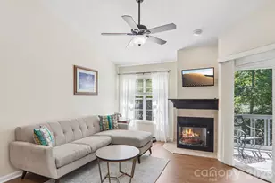 651 E Park Pl, Hendersonville, NC 28791 - Photo 6