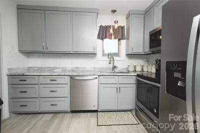15 Golden Leaf Drive, Marion, NC 28752 - Photo 18