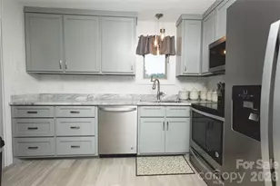 15 Golden Leaf Dr, Marion, NC 28752 - Photo 18