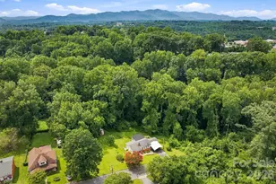 121 Rhyne St, Morganton, NC 28655 - Photo 22