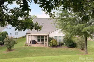 313 Harvest Valley Ln, Fort Mill, SC 29715 - Photo 2