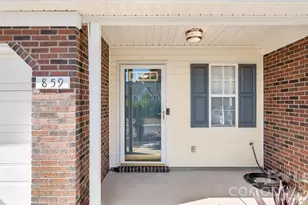 859 Pelican Bay Dr, Pineville, NC 28134 - Photo 2