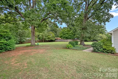 1320 Watts Drive, Charlotte, NC 28216 - Photo 20