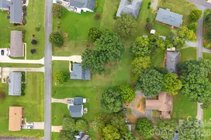 1320 Watts Dr, Charlotte, NC 28216 - Photo 24