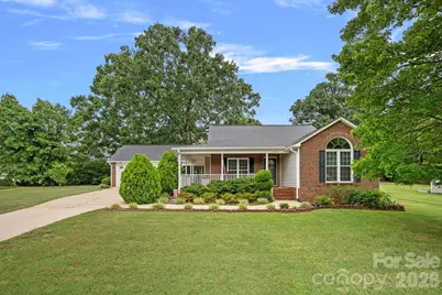 1320 Watts Drive, Charlotte, NC 28216 - Photo 1