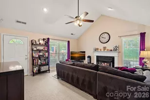 1320 Watts Dr, Charlotte, NC 28216 - Photo 6