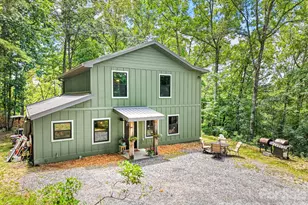 431 Judds Trail, Franklin, NC 28734 - Photo 2