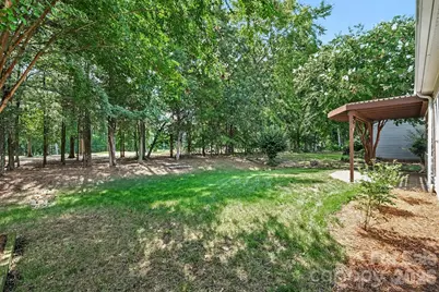 8932 Kestral Ridge Drive, Charlotte, NC 28269 - Photo 26