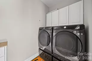 2246 Donnington Ln NW, Concord, NC 28027 - Photo 10
