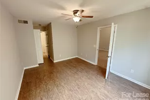 5745 Prescott Ct, Charlotte, NC 28269 - Photo 12