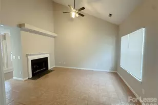 5745 Prescott Ct, Charlotte, NC 28269 - Photo 6