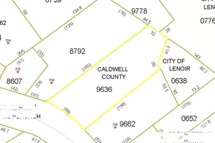 530 Willow St NW, Lenoir, NC 28645 - Photo 1