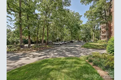 806 Cherokee Road, Charlotte, NC 28207 - Photo 48