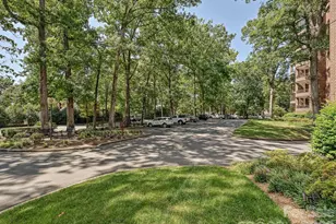 806 Cherokee Rd, Charlotte, NC 28207 - Photo 48