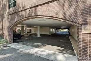 806 Cherokee Rd, Charlotte, NC 28207 - Photo 46