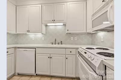 806 Cherokee Road, Charlotte, NC 28207 - Photo 22