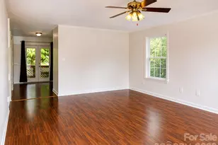 1491 20th Ave NE, Hickory, NC 28601 - Photo 4