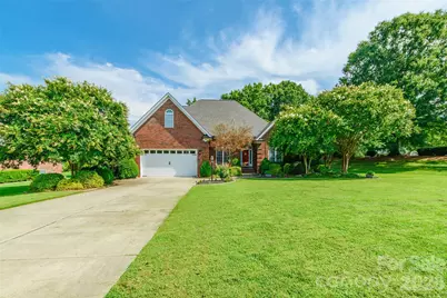 4711 Sherborne Drive, Harrisburg, NC 28075 - Photo 2