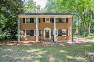 7823 Elwood Dr, Charlotte, NC 28227 - Photo 1