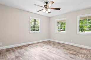7823 Elwood Dr, Charlotte, NC 28227 - Photo 18