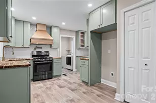 7823 Elwood Dr, Charlotte, NC 28227 - Photo 12