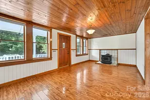 376 Fairview Rd, Asheville, NC 28803 - Photo 4