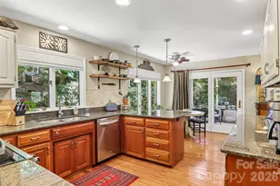 133 Larchmont Dr, Hendersonville, NC 28791 - Photo 12