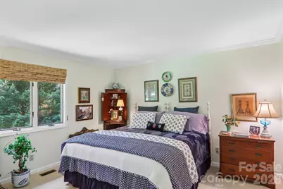 133 Larchmont Drive, Hendersonville, NC 28791 - Photo 18