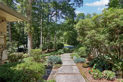 133 Larchmont Drive, Hendersonville, NC 28791 - Photo 2