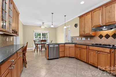 4904 Steepleton Way, Charlotte, NC 28215 - Photo 10