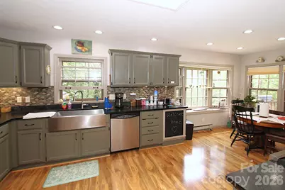 86 Pine Ridge Road, Hendersonville, NC 28792 - Photo 10