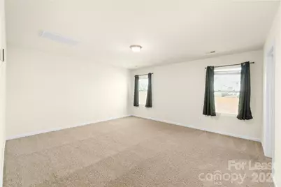 9517 Harvard Oak Court, Charlotte, NC 28269 - Photo 18