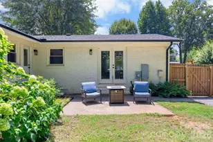 226 Vickery Dr, Charlotte, NC 28215 - Photo 36