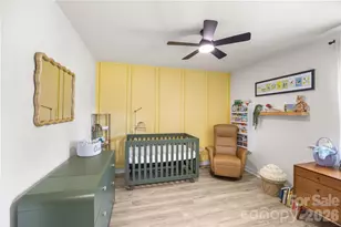 226 Vickery Dr, Charlotte, NC 28215 - Photo 32