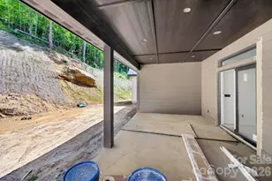 158 Twin Courts Dr, Weaverville, NC 28787 - Photo 8
