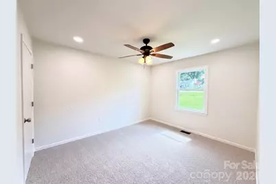 8332 Clear Meadow Lane, Charlotte, NC 28227 - Photo 10