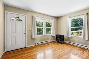 27 McGee Cir, Fairview, NC 28730 - Photo 10