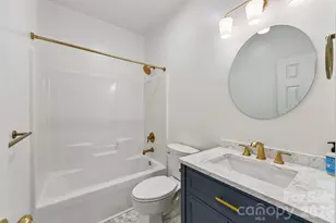 4123 Mountain Cove Dr, Charlotte, NC 28216 - Photo 14