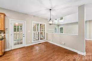 4123 Mountain Cove Dr, Charlotte, NC 28216 - Photo 10