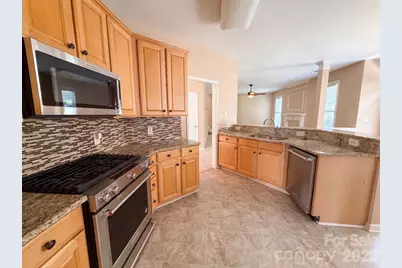 3106 Arklow Road, Charlotte, NC 28269 - Photo 2