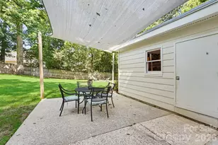 7316 Thorncliff Dr, Charlotte, NC 28210 - Photo 30