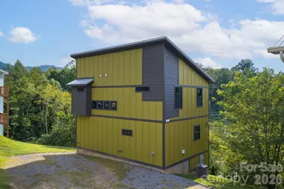 613 Salem Heights Lane, Swannanoa, NC 28778 - Photo 2