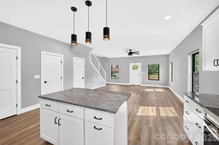 613 Salem Heights Ln, Swannanoa, NC 28778 - Photo 16