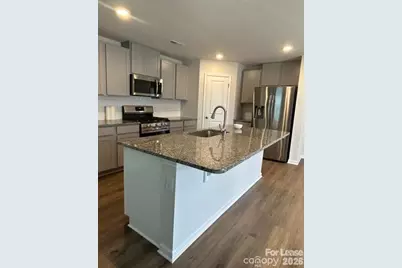 212 Brentwood Drive, Statesville, NC 28625 - Photo 2